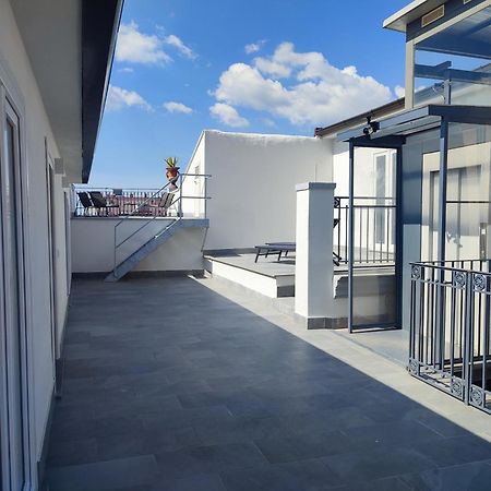 Terrazza Reale - Suite 2 كازيرتا المظهر الخارجي الصورة